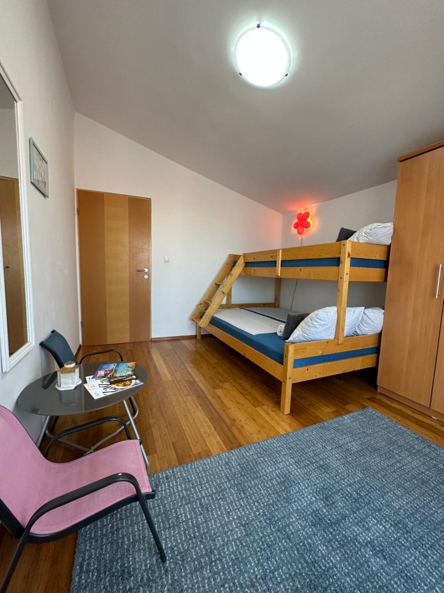 Apartman Rea *** ザダル エクステリア 写真